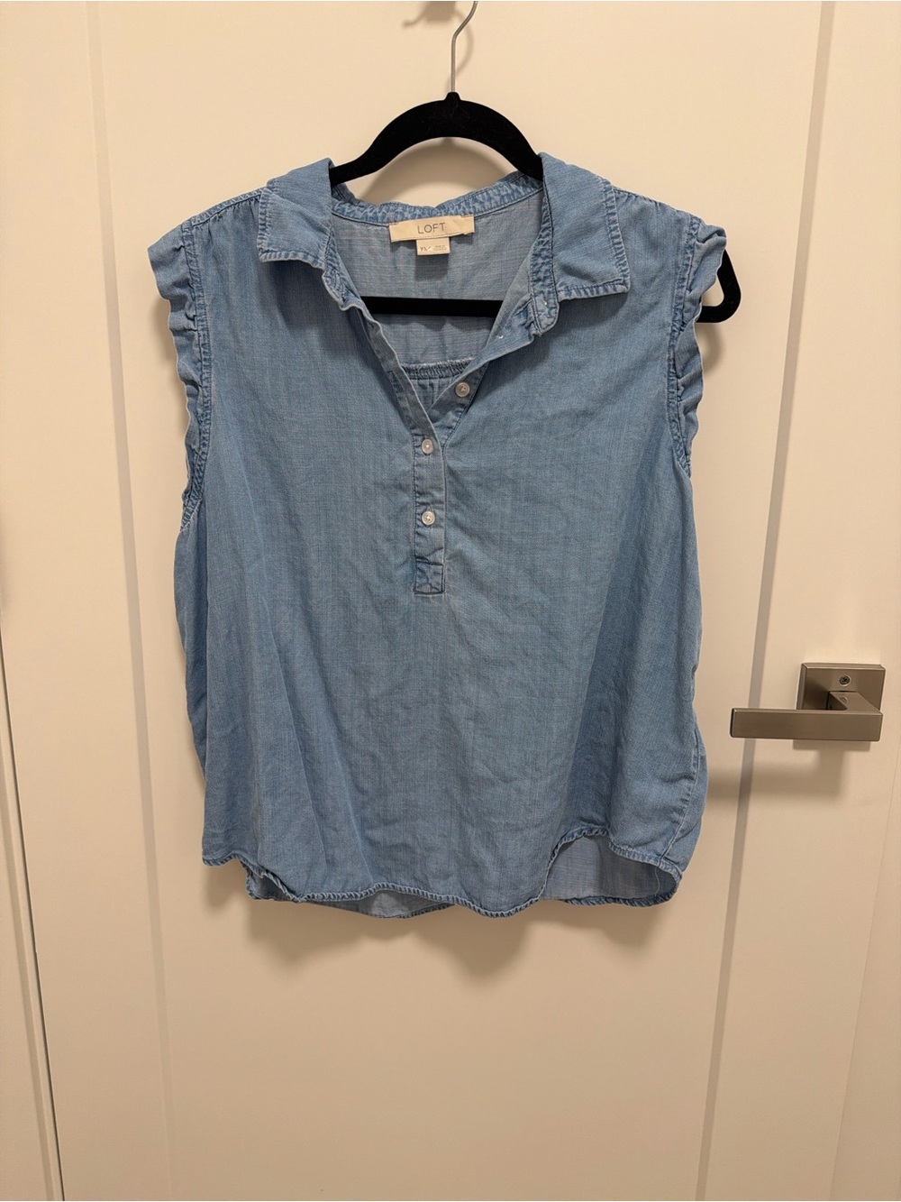 LOFT Light Blue Sleeveless Chambray Henley Blouse